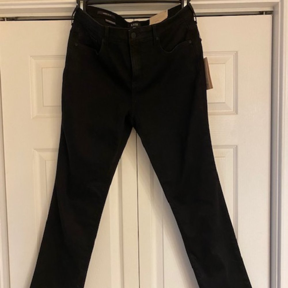 NWT NYDJ Sheri Slim Jeans Black Denim - Size 10